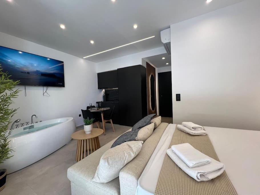 Bluemotion - Portsuite 5a Apartment Piraeus