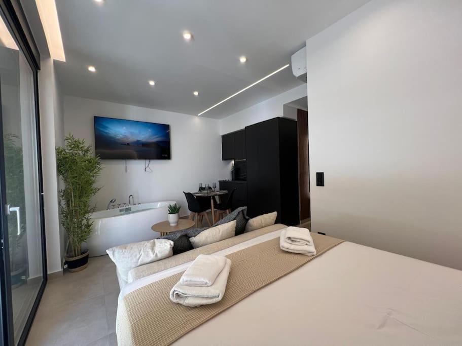 Bluemotion - Portsuite 5a Apartment Piraeus